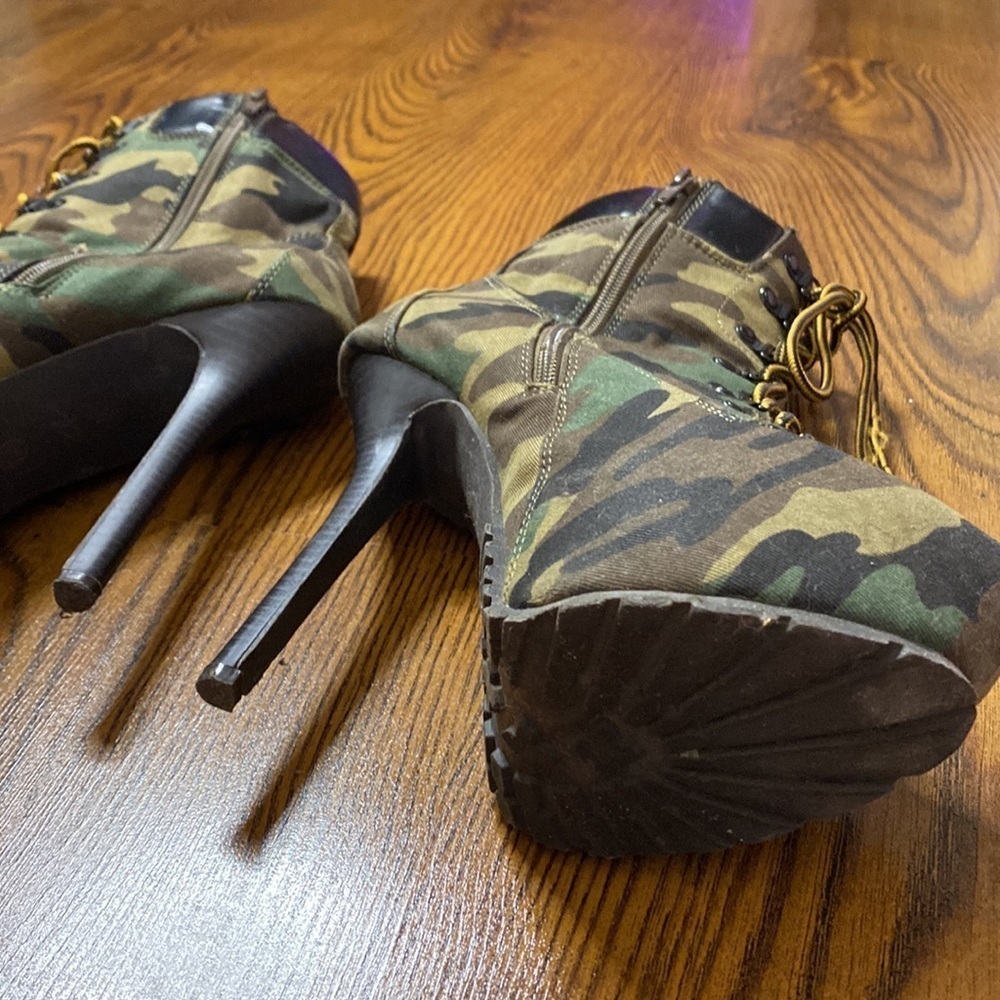 🌷 Camouflage 🌷 Camo Lace Up Stiletto Boots - Picture 9 of 9